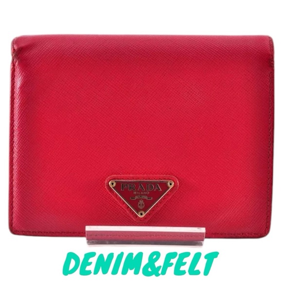 ♥️♥️PRADA Red Saffiano Leather Logo Plate Bi-Fold Wallet | PRELOVED ♥️♥️ - Picture 1 of 12
